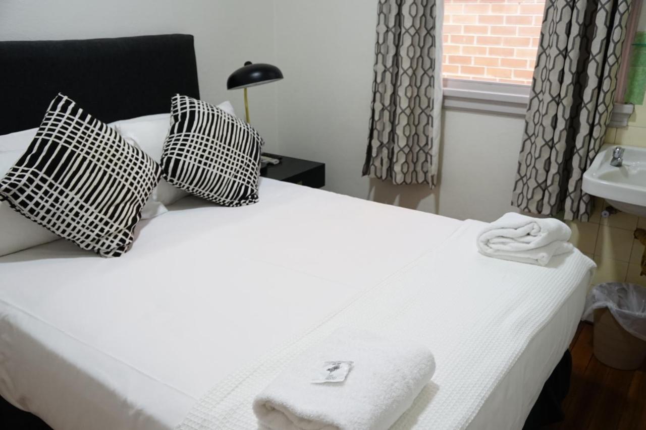 The Tamworth Hotel Eksteriør bilde